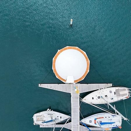 Anthenea Suite Hoteliere Flottante Perros-Guirec Eksteriør bilde