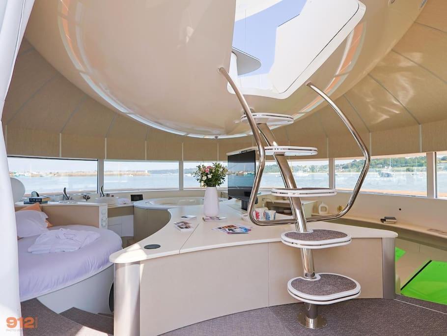 Anthenea Suite Hoteliere Flottante Perros-Guirec Eksteriør bilde