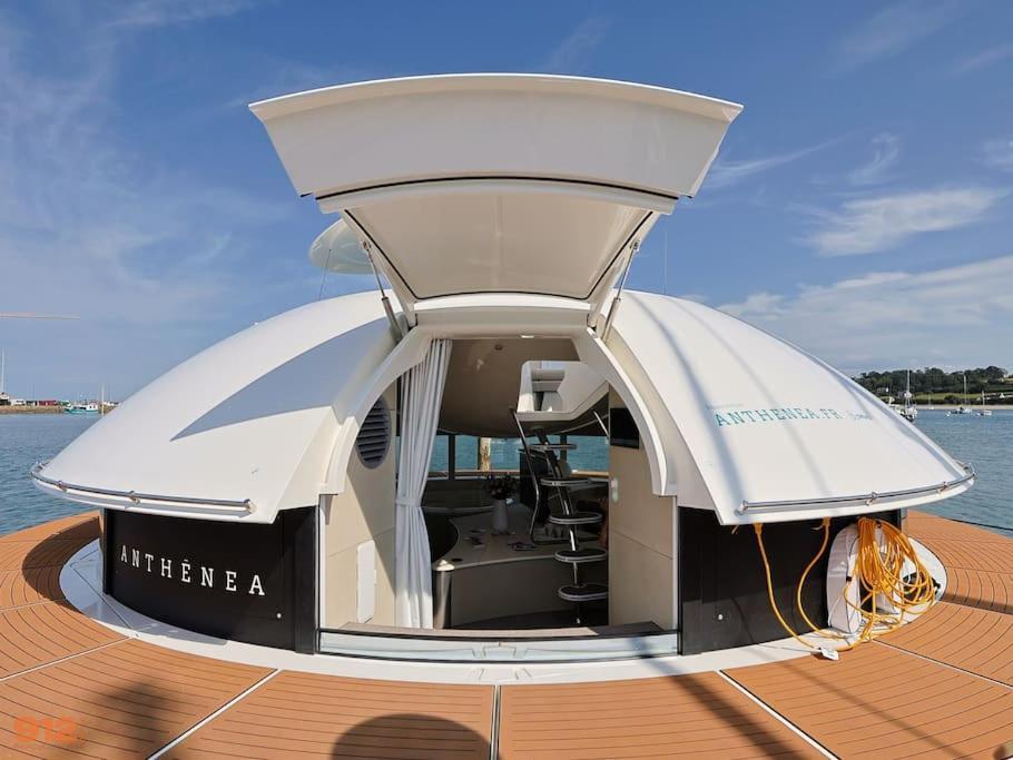 Anthenea Suite Hoteliere Flottante Perros-Guirec Eksteriør bilde